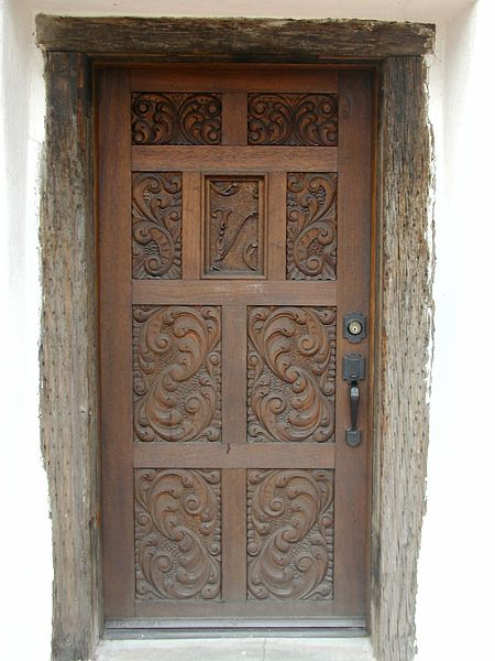 DoorP3180578-w.jpg - #0113_Brown Door