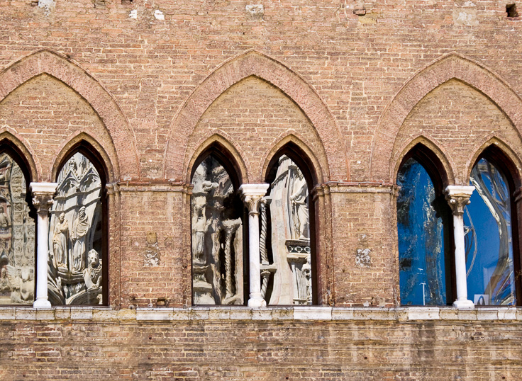 Duomo_Reflection_0577.jpg - #0157_Distorted Reflections Church WIndow, Siena, Italy.