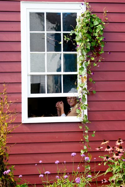 Window_woman_DSC00407.jpg - #0136_Lady in Window,Farmer's Museum, Cooperstown, New York
