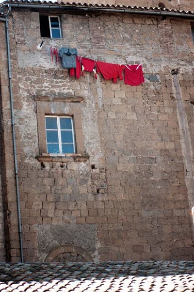 Italy-Orvieto-red-laundry-w.jpg - #0217_Red Laundry, Orvieto, Italy