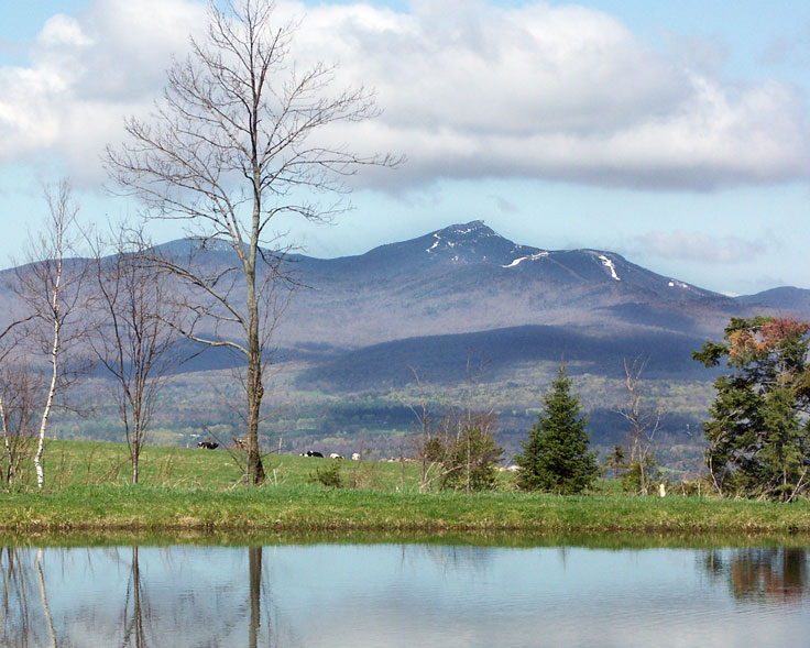 Spring_JayPeakPICT2568.jpg - #0179_Spring_JayPeak 2568:  Jay Peak Vermont in early Spring.  April 2006