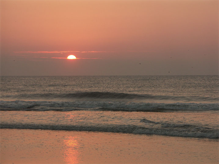 Outer-Banks-014-web.jpg - Sunrise at the Outer Banks, Ocracoke Island, NC