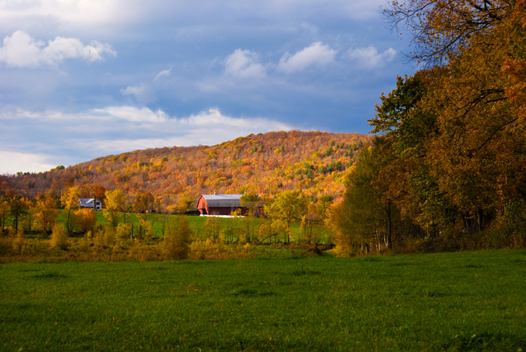 CillyHillBarn_DSC05085.jpg - #0004_Burton Rawson's barn on Cilly Hill Road, Underhill, Vermont.